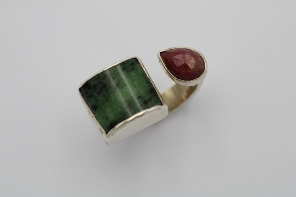 “Ruby drop” Ring, silver, jade, ruby