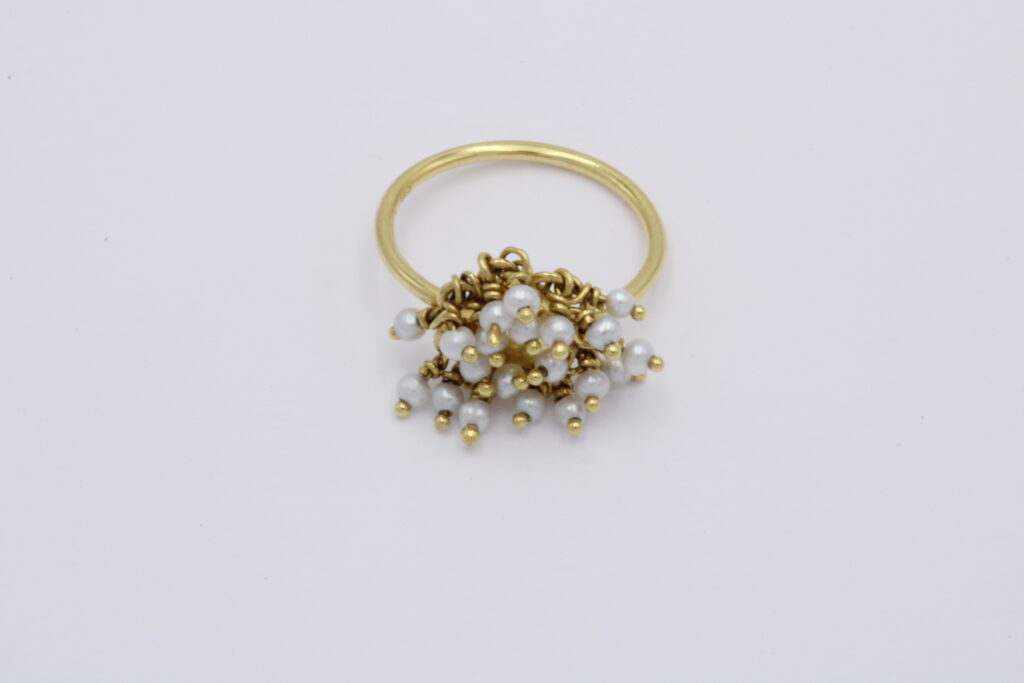 “Indian mirror mini” Ring, gold, pearl