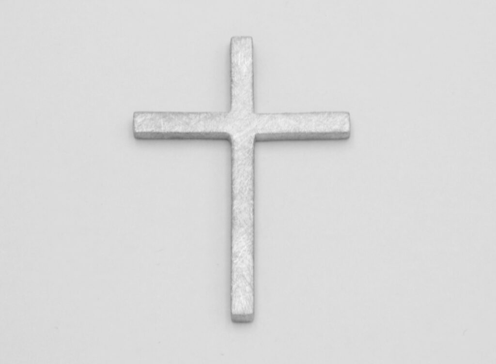 “Minimal square I” Cross silver, white, matt