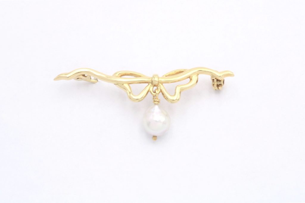 “Bow IΙ” Brooch gold, pearl