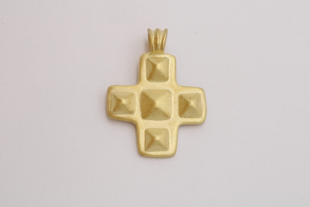 “Pyramids” Cross silver, yellow, matt