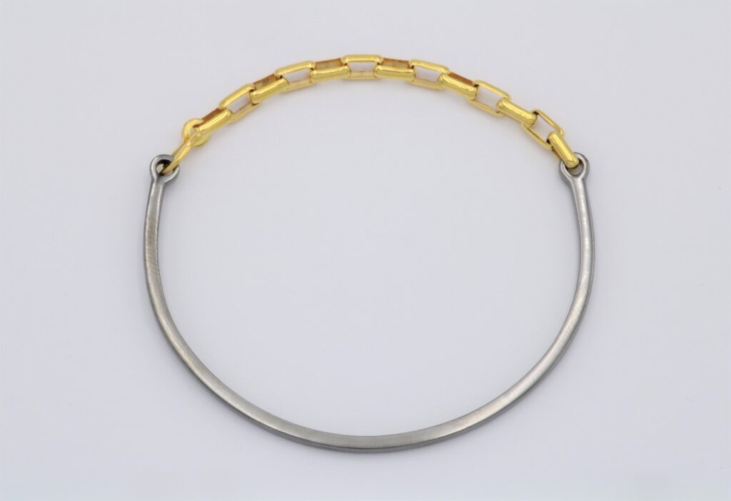 “Hybrid chain III” Bracelet, silver, black, yellow