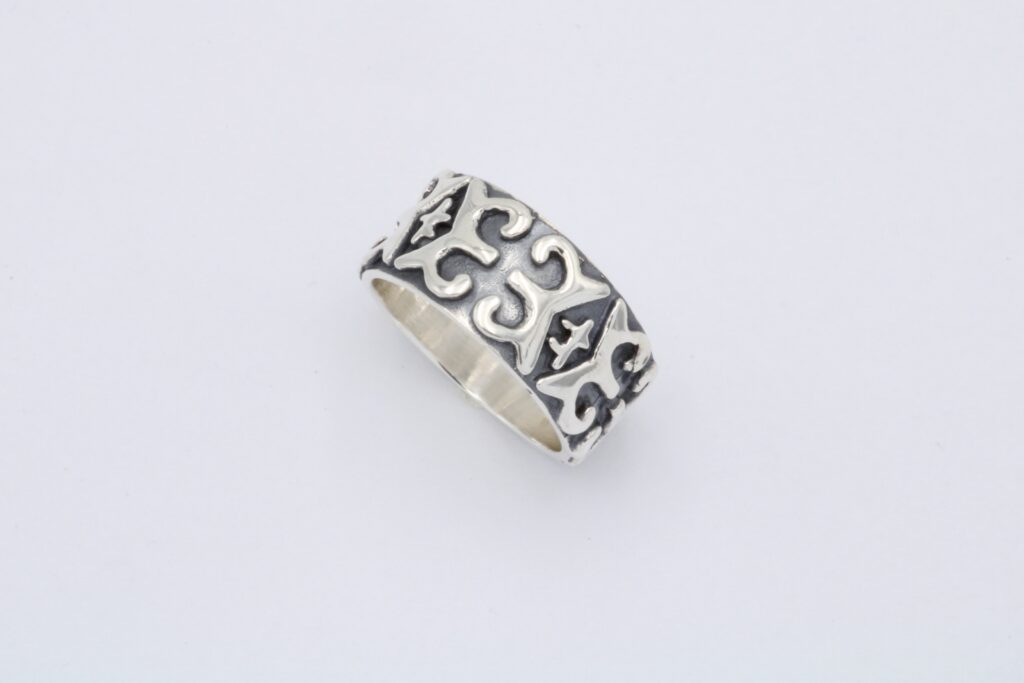 “Byzantine band II” Ring, silver