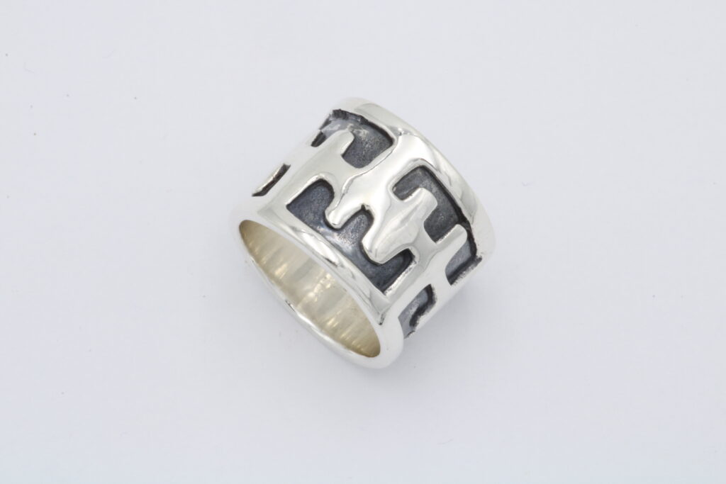 “Primitive” Ring silver
