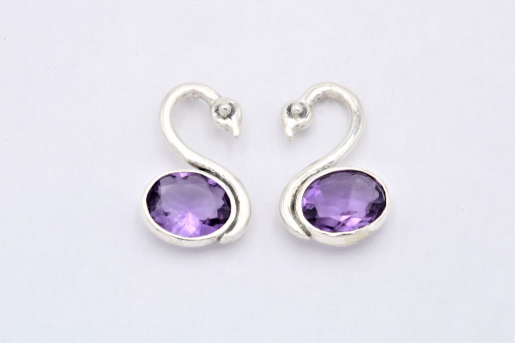 “Swan” Earrings silver, amethyst
