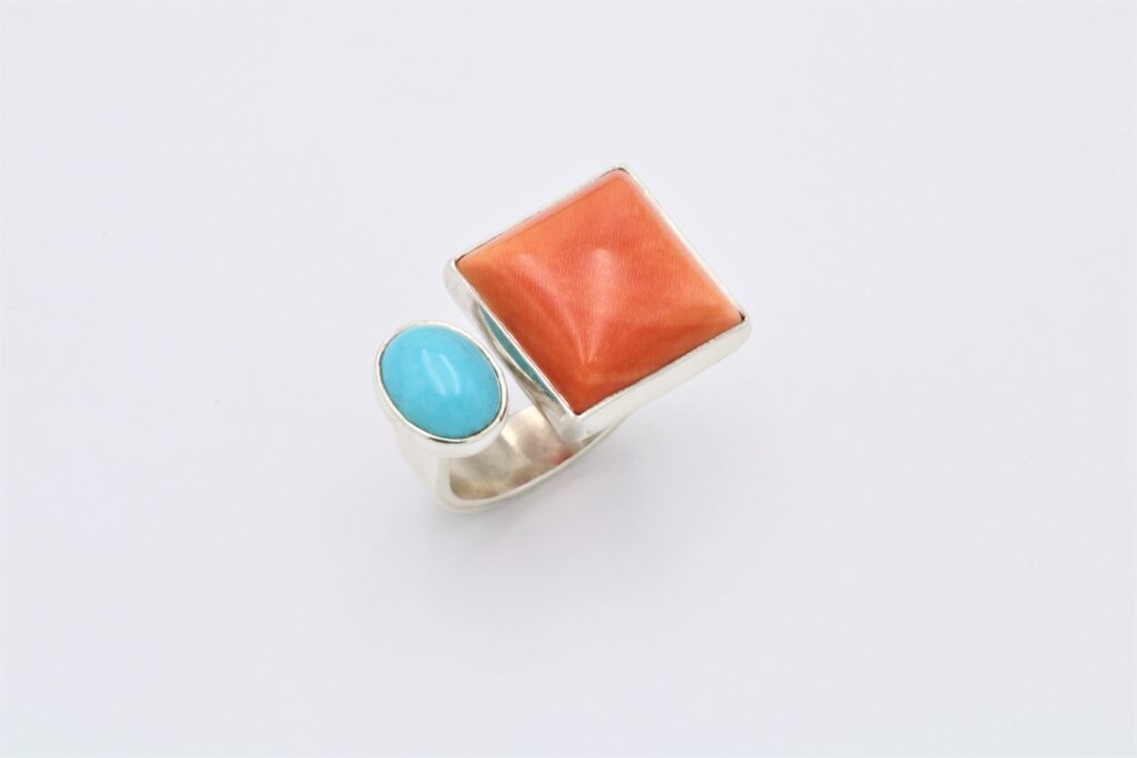 “Turquoise dot” Ring, silver, coral, turquoise