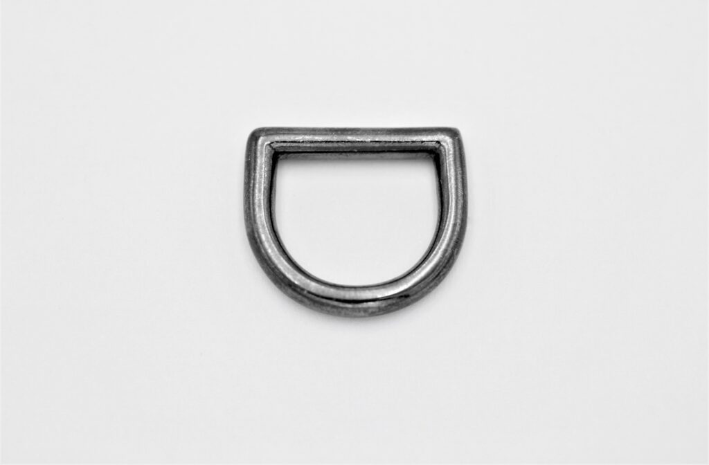 “D ring” Ring, silver, black