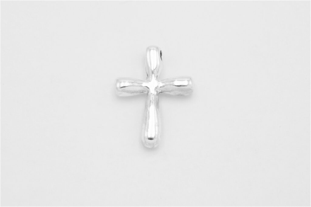 “Curvy minimal II” Cross silver
