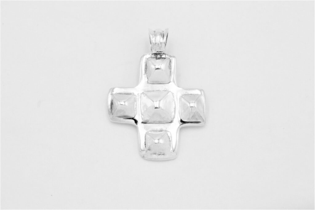 “Pyramids” Cross silver