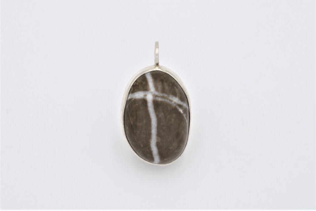 “Pebble cross” Pendant silver, sea pebbles
