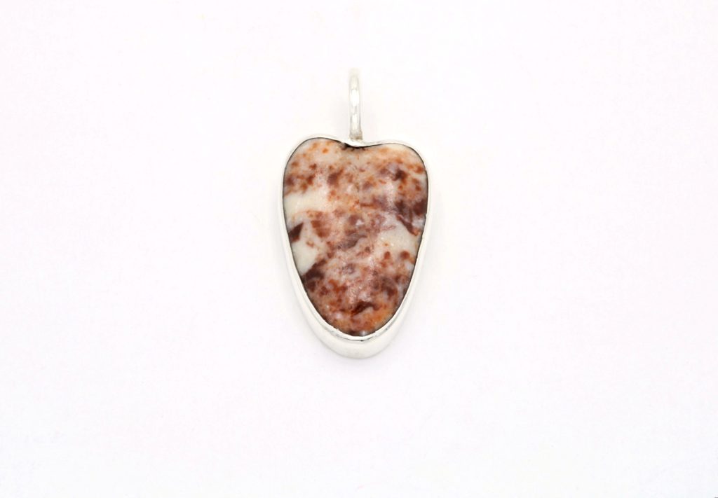 “Pebble heart” Πανταντίφ ασημένιο με βότσαλo