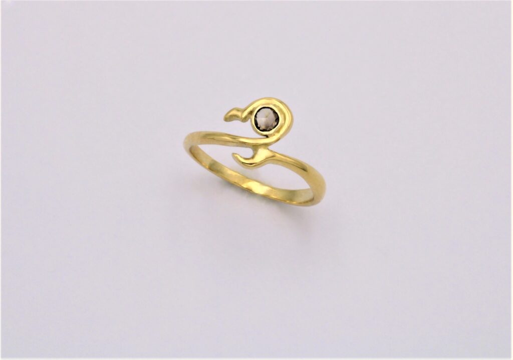 “Little swan” Ring, gold, diamond