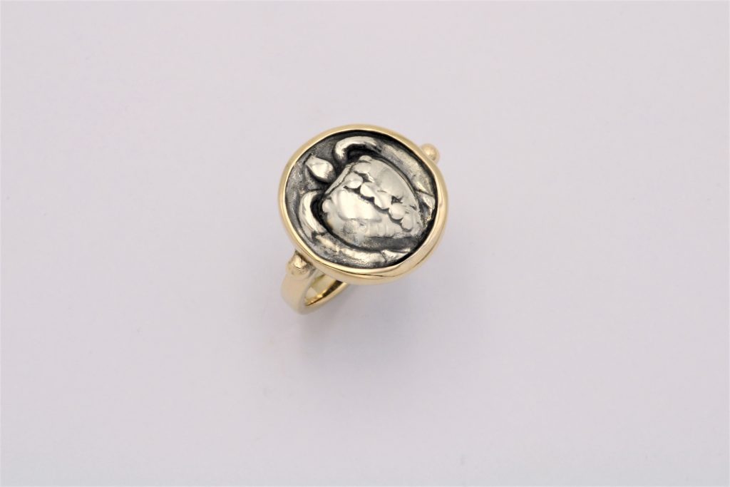 “Sea turtle” Ring gold coin