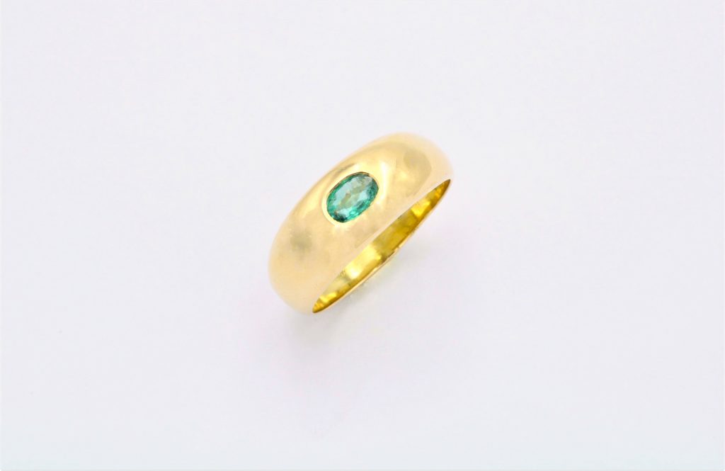 “ ” Ring, gold, emerald