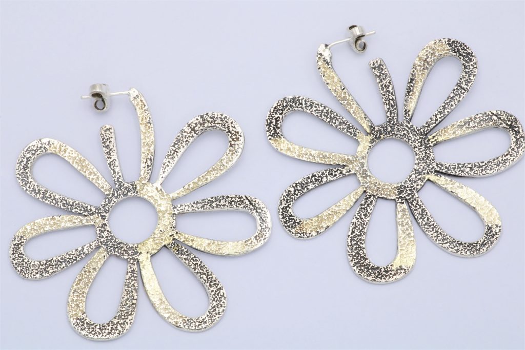 “7-leaved flower” Earrings silver and gold