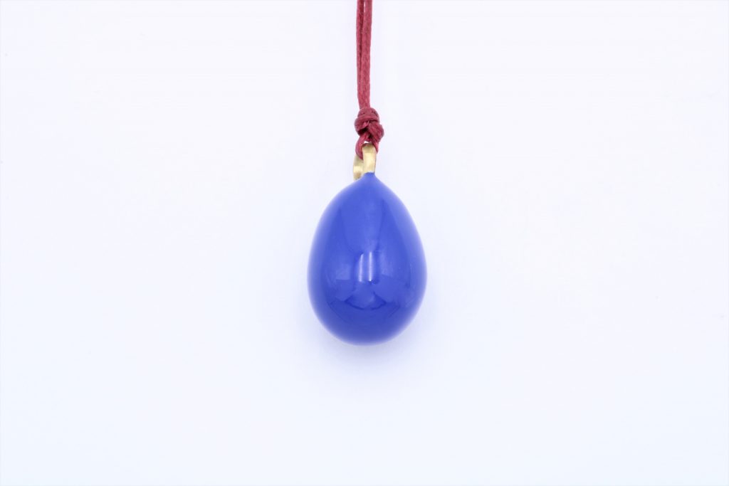 “Easter egg Ι” Pendant brass blue