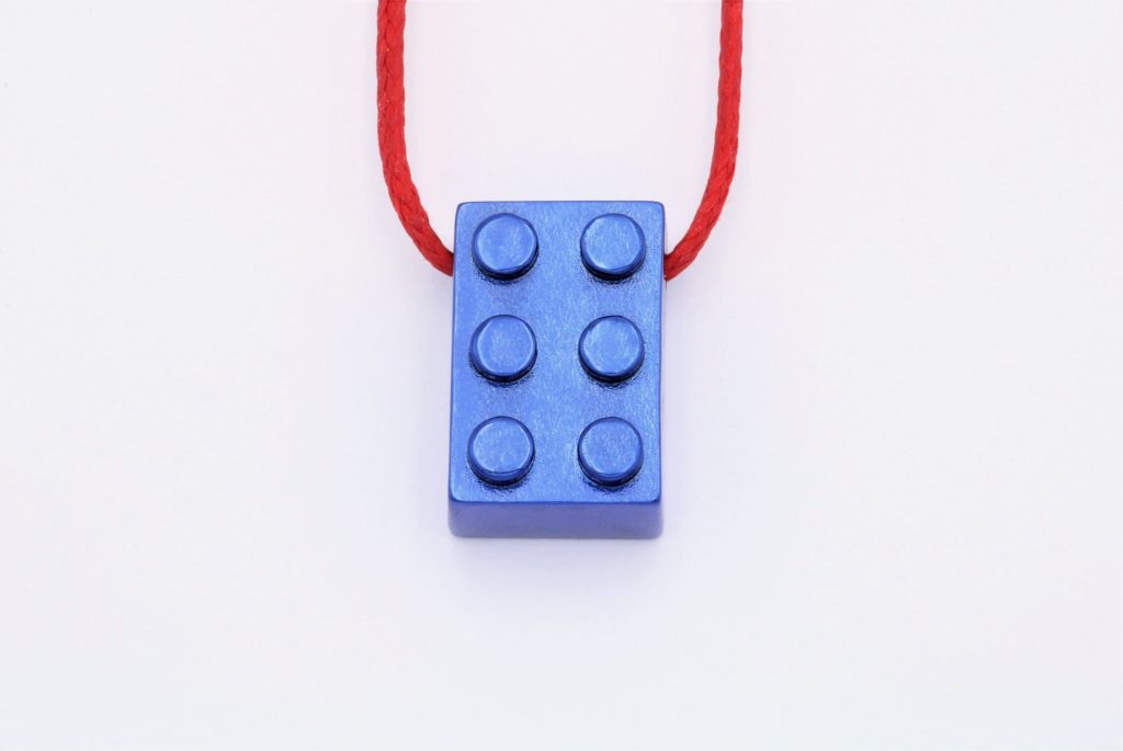 “Lego I” Pendant brass blue nanoceramic