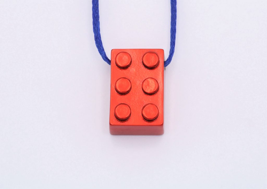 “Lego I” Pendant brass red nanoceramic