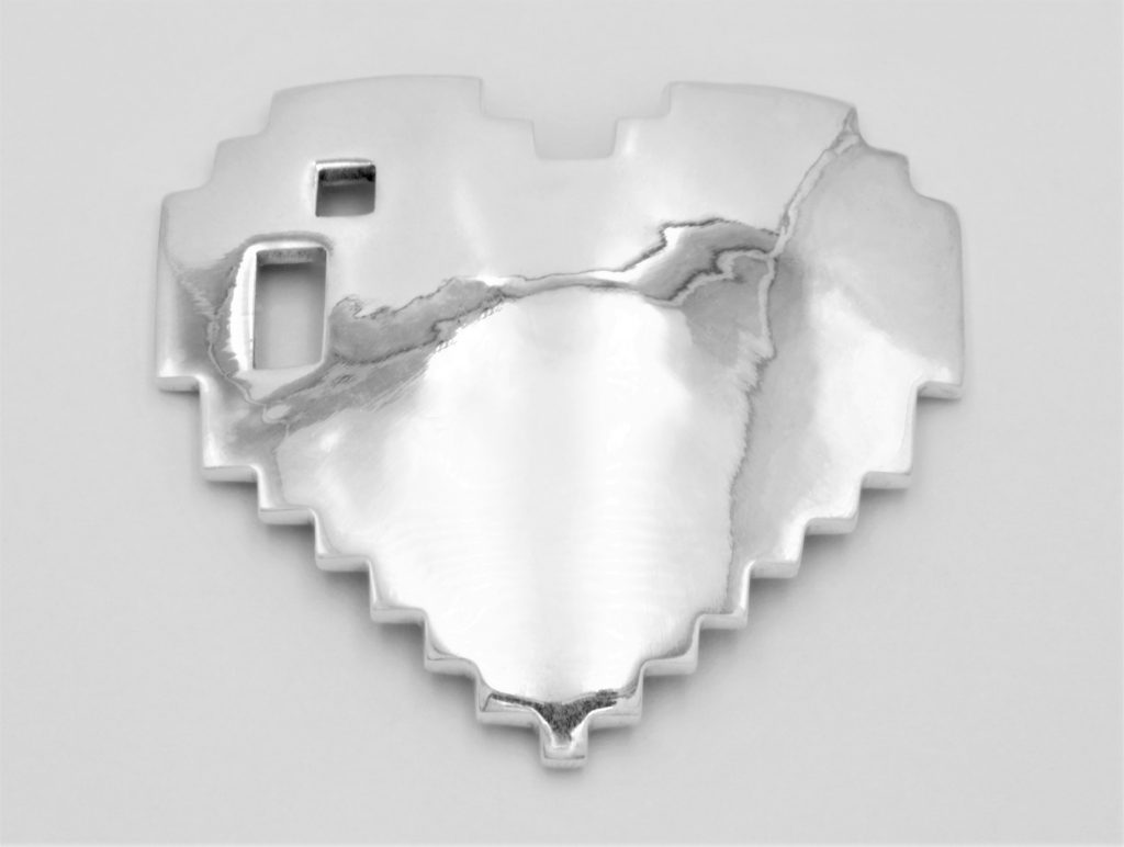 “Love bytes I” Brooch-pendant silver