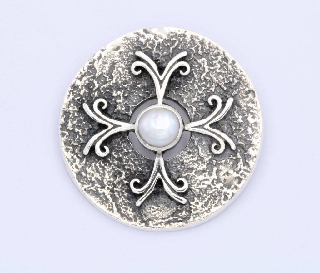 “Minoan lily” Brooch- Pendant silver pearl