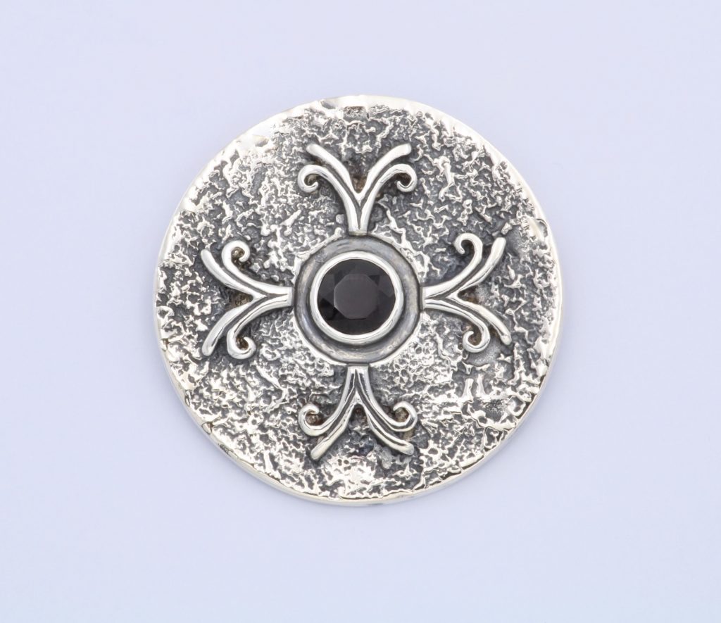 “Minoan lily” Brooch- Pendant silver garnet