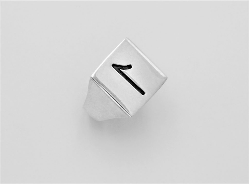 “Rune Laguz” Ring, silver