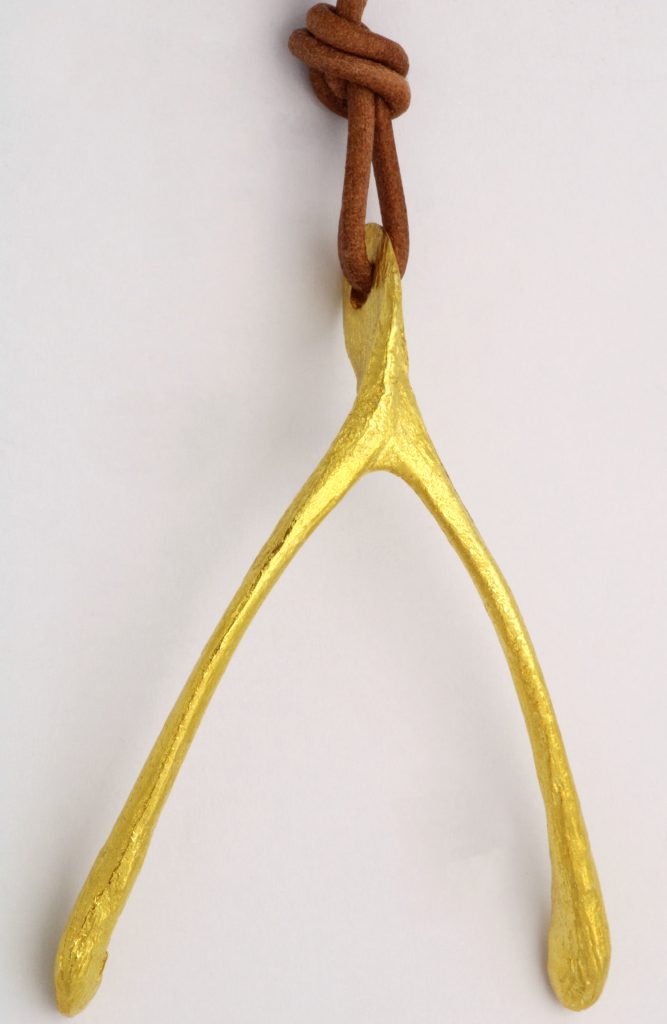 “Wishbone I” Pendant silver yellow