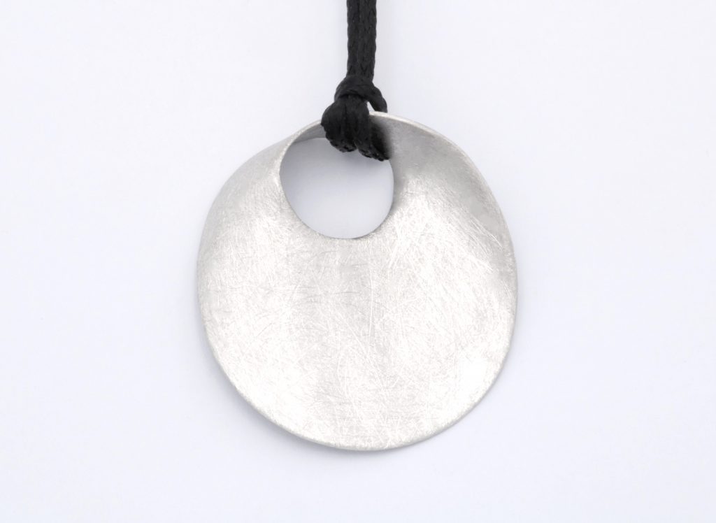 “Moebius ring ΙI” Pendant silver, white, matt
