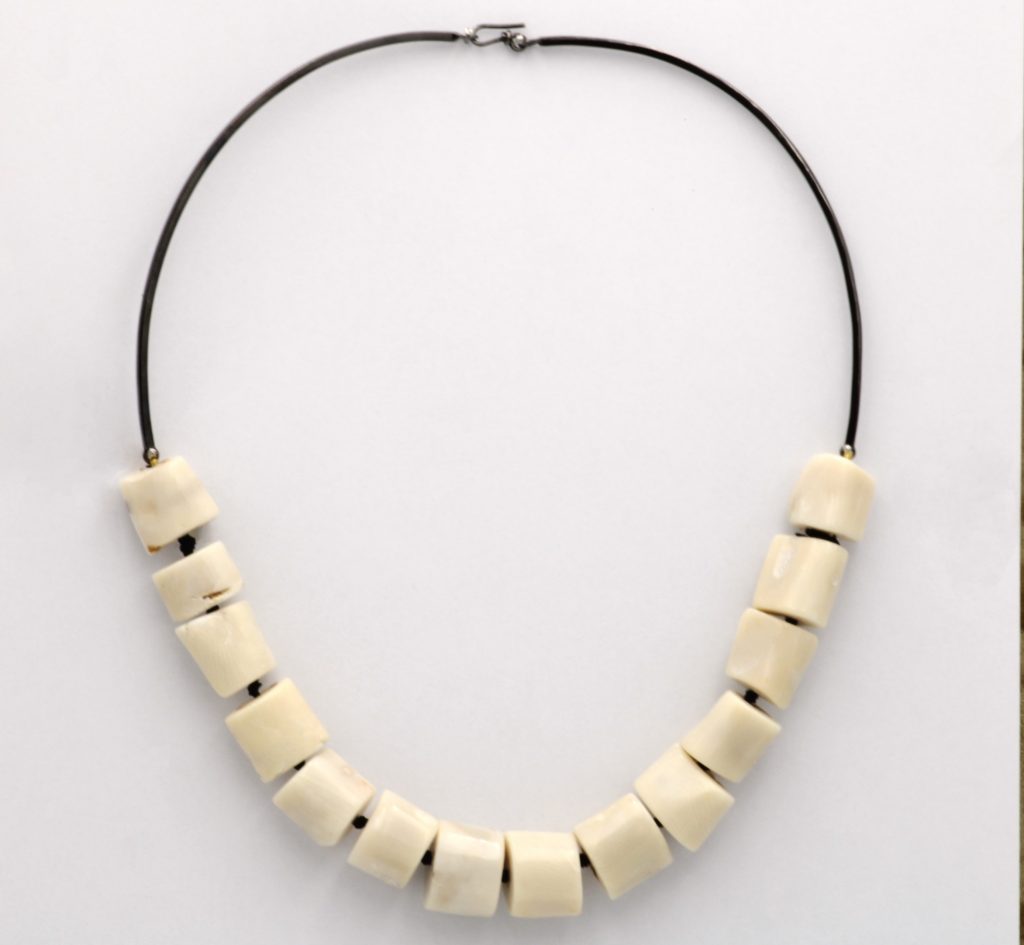 “Coral reef” Necklace, silver, black, coral