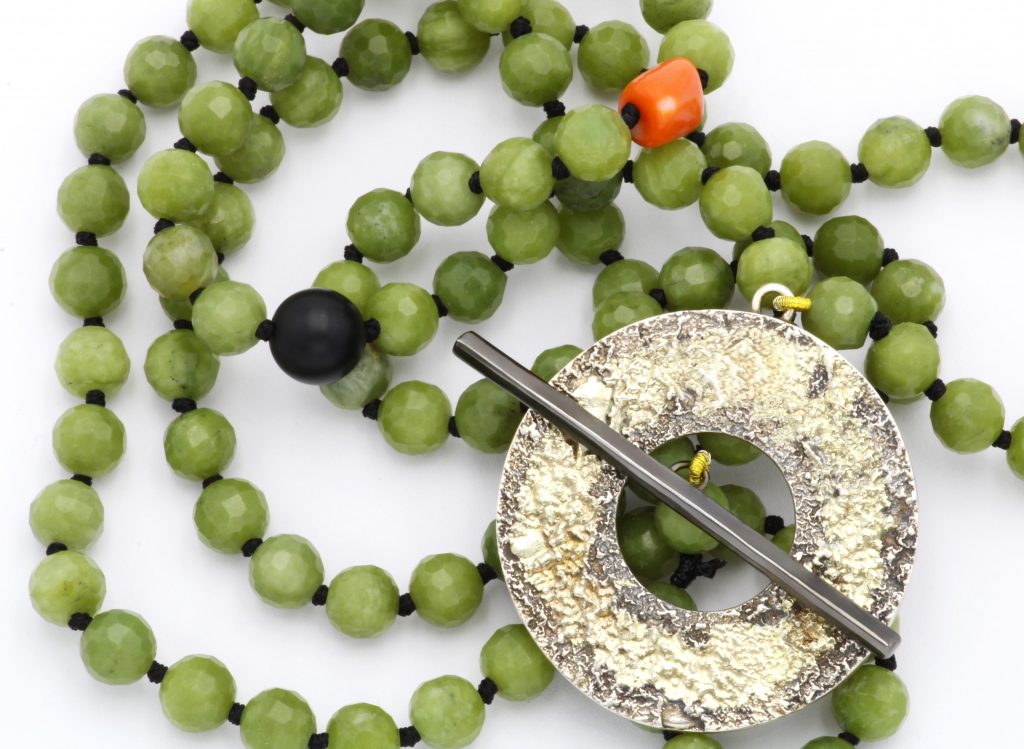 “Green, black and red” Necklace jade, coral, onyx