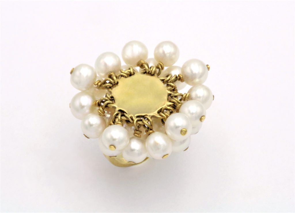 “Indian mirror” Ring, silver, yellow, pearl