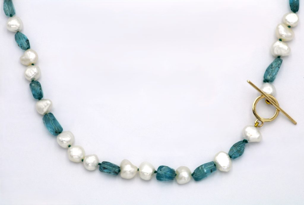 “Aqua marine and pearl” Κολιέ χρυσό με άκουα μαρίνες και μαργαριτάρια