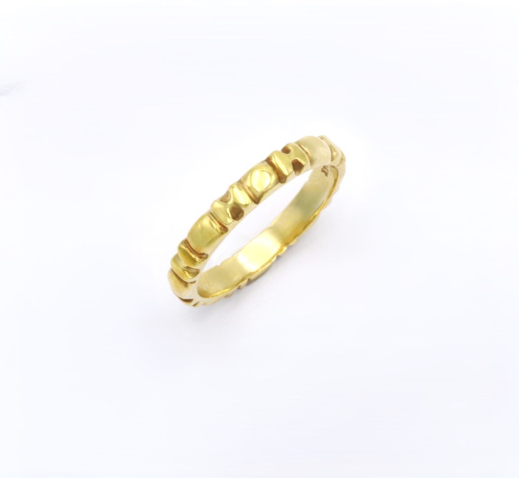 “Carved” Ring, gold