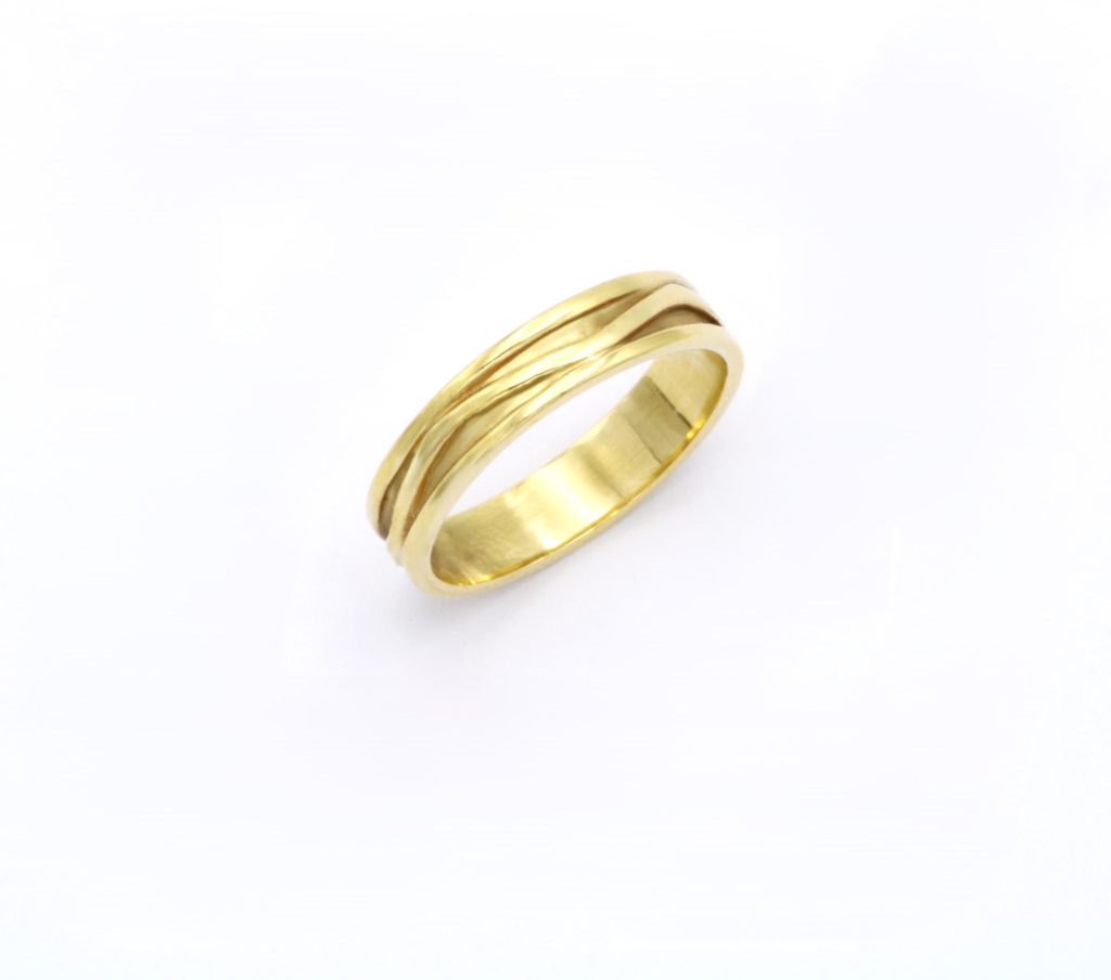 “Zig zag” Ring, gold