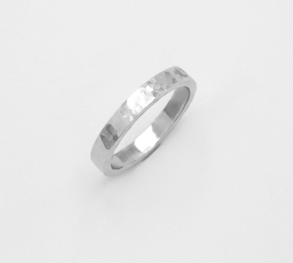 “Minimal square” Ring, white gold