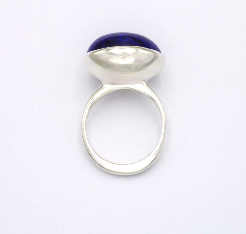 “Cup ring I” Ring, silver, lapis lazouli